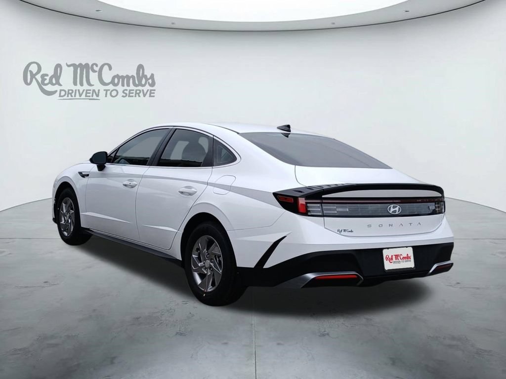 New 2026 Hyundai Sonata SE FWD image 3