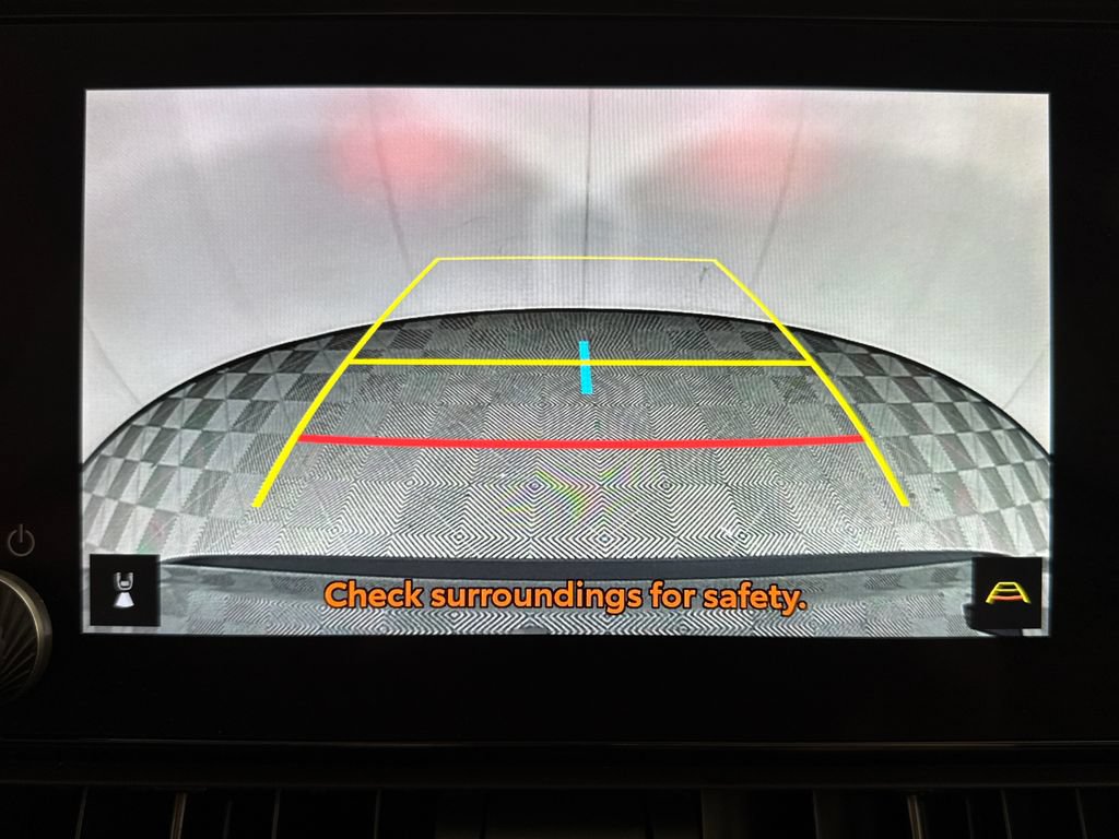 Used 2025 Toyota RAV4 LE FWD image 18