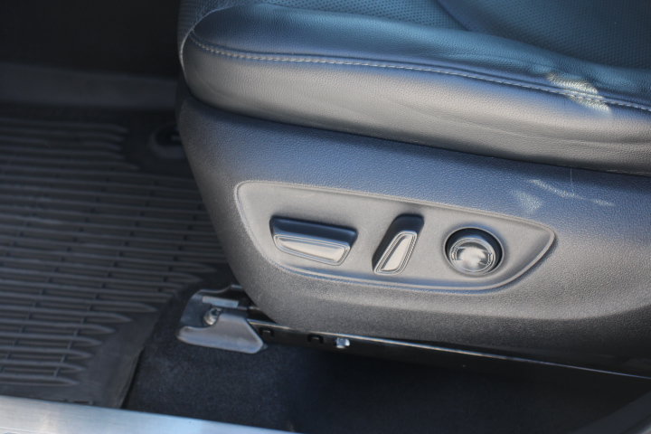 Used 2022 Toyota Highlander Platinum AWD/4WD image 12