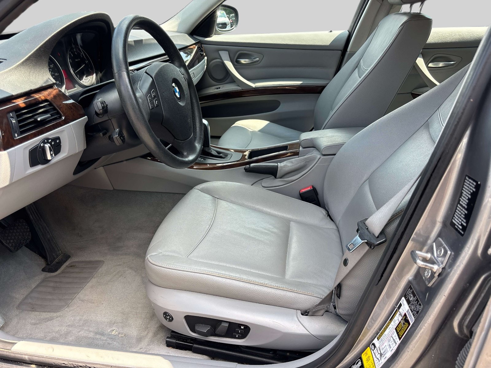 Used 2011 BMW 328i xDrive Sedan AWD/4WD image 8