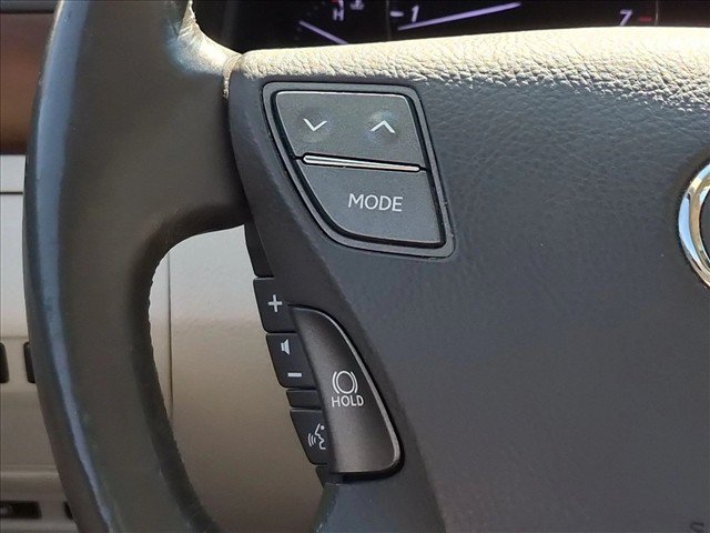 Used 2011 Lexus LS 460 AWD w/ Luxury Value Edition image 14