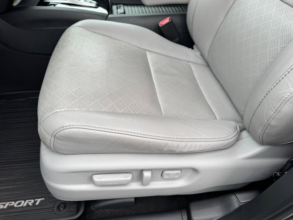 Used 2023 Honda Passport Elite image 16