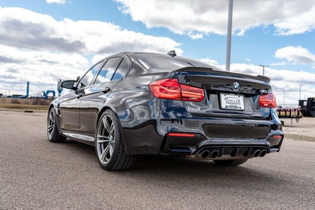 Used 2018 BMW M3 RWD image 5