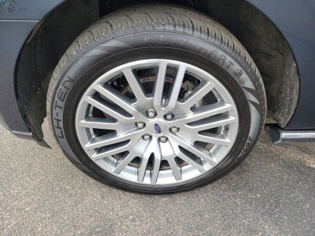 Used 2023 Ford Expedition Limited image 16