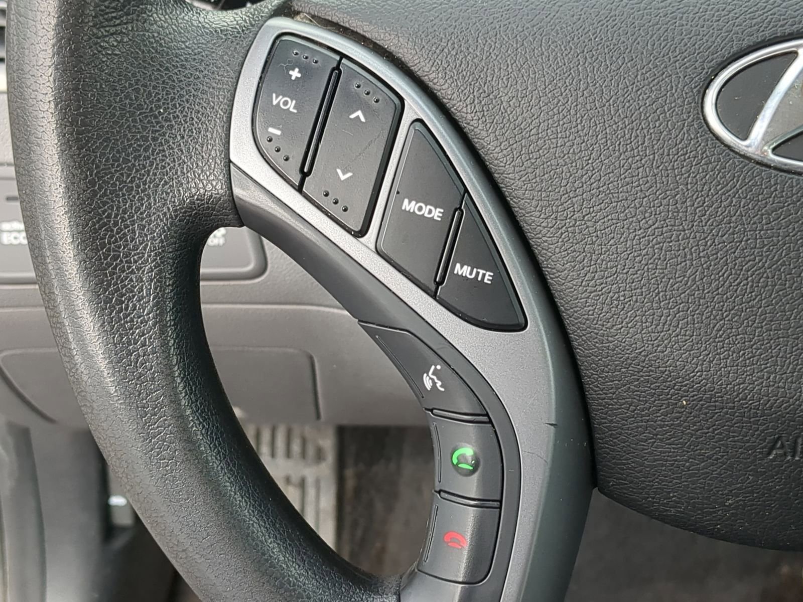 Used 2015 Hyundai Elantra SE w/ Option Group 02 image 34