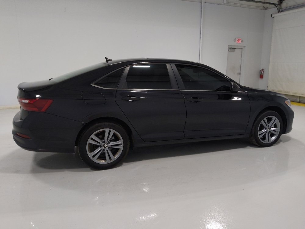 Used 2024 Volkswagen Jetta SE image 10