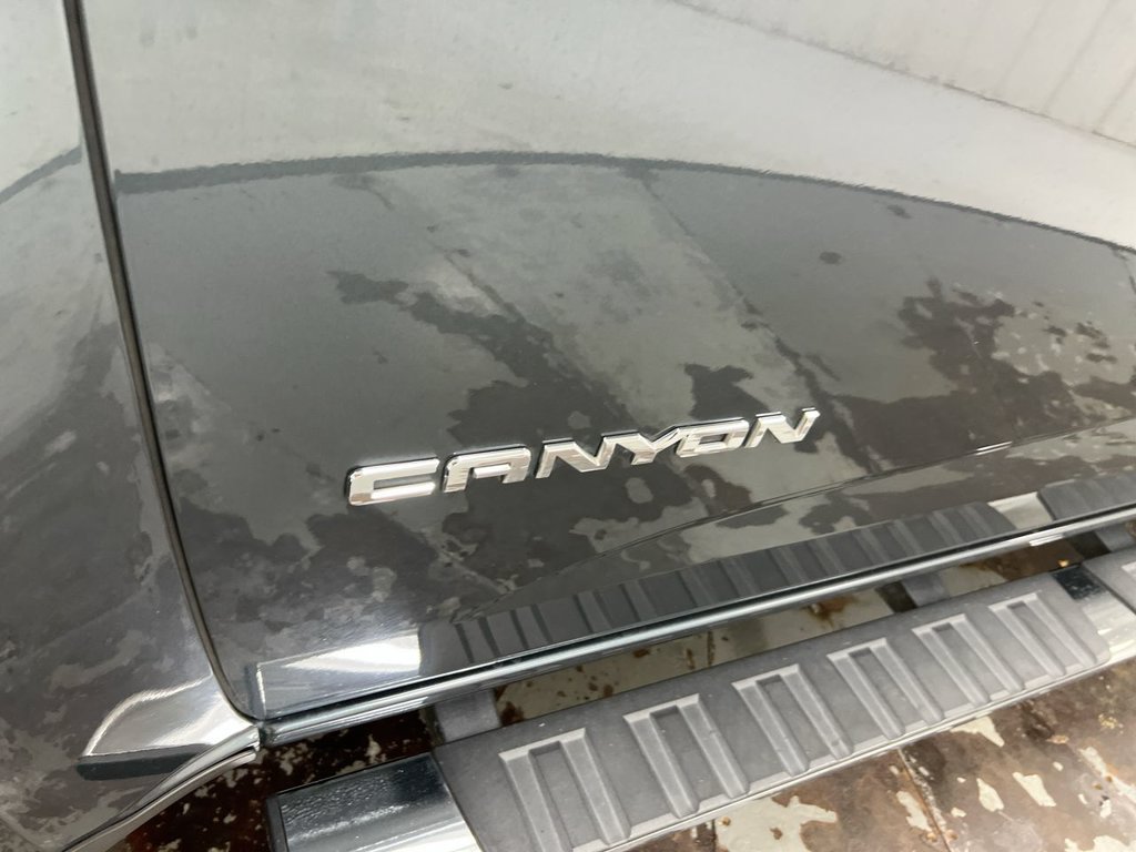 Used 2015 GMC Canyon SLE w/ SLE Convenience Package AWD/4WD image 25