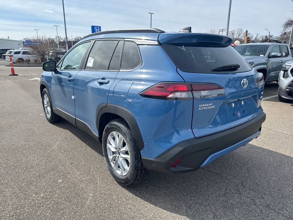 New 2026 Toyota Corolla Cross LE image 5