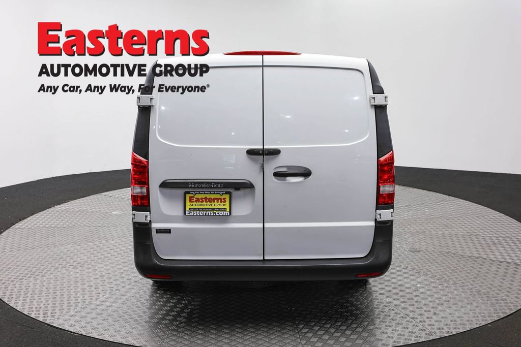 Used 2023 Mercedes-Benz Metris image 8