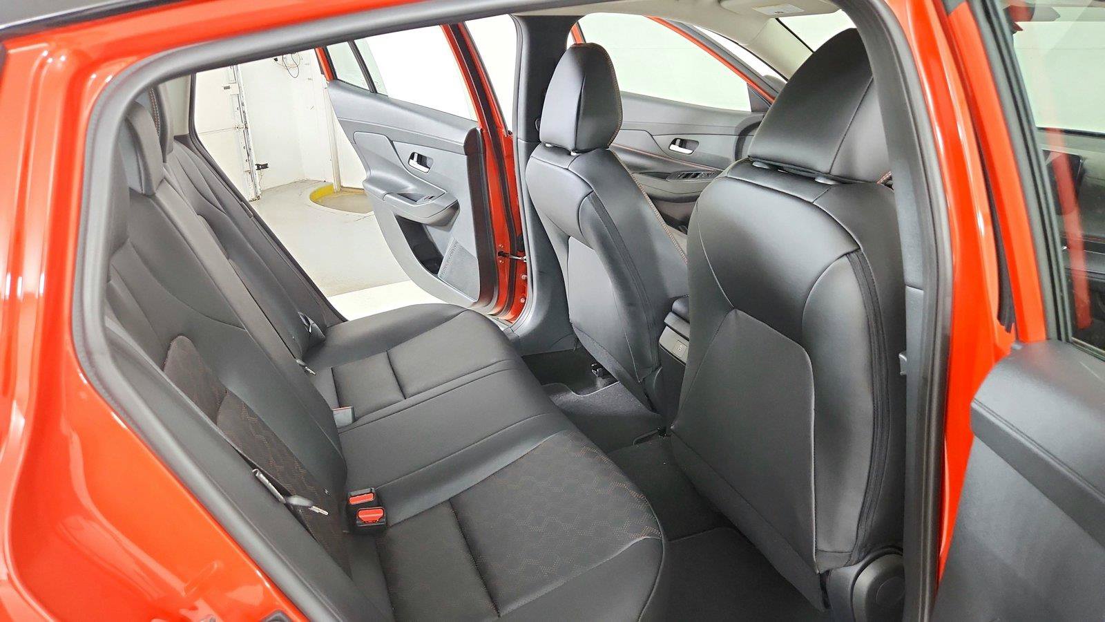 New 2027 Nissan Sentra SR w/ SR Premium Package FWD image 28