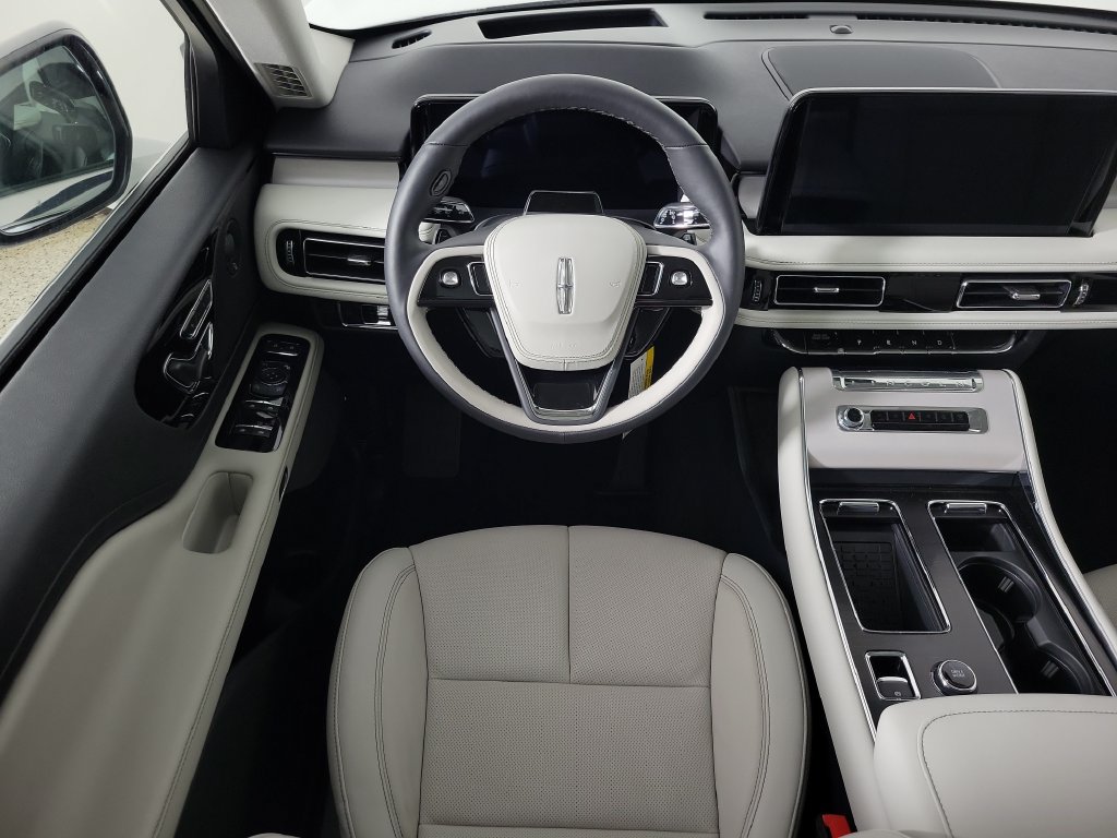 New 2027 Lincoln Aviator Reserve RWD image 10