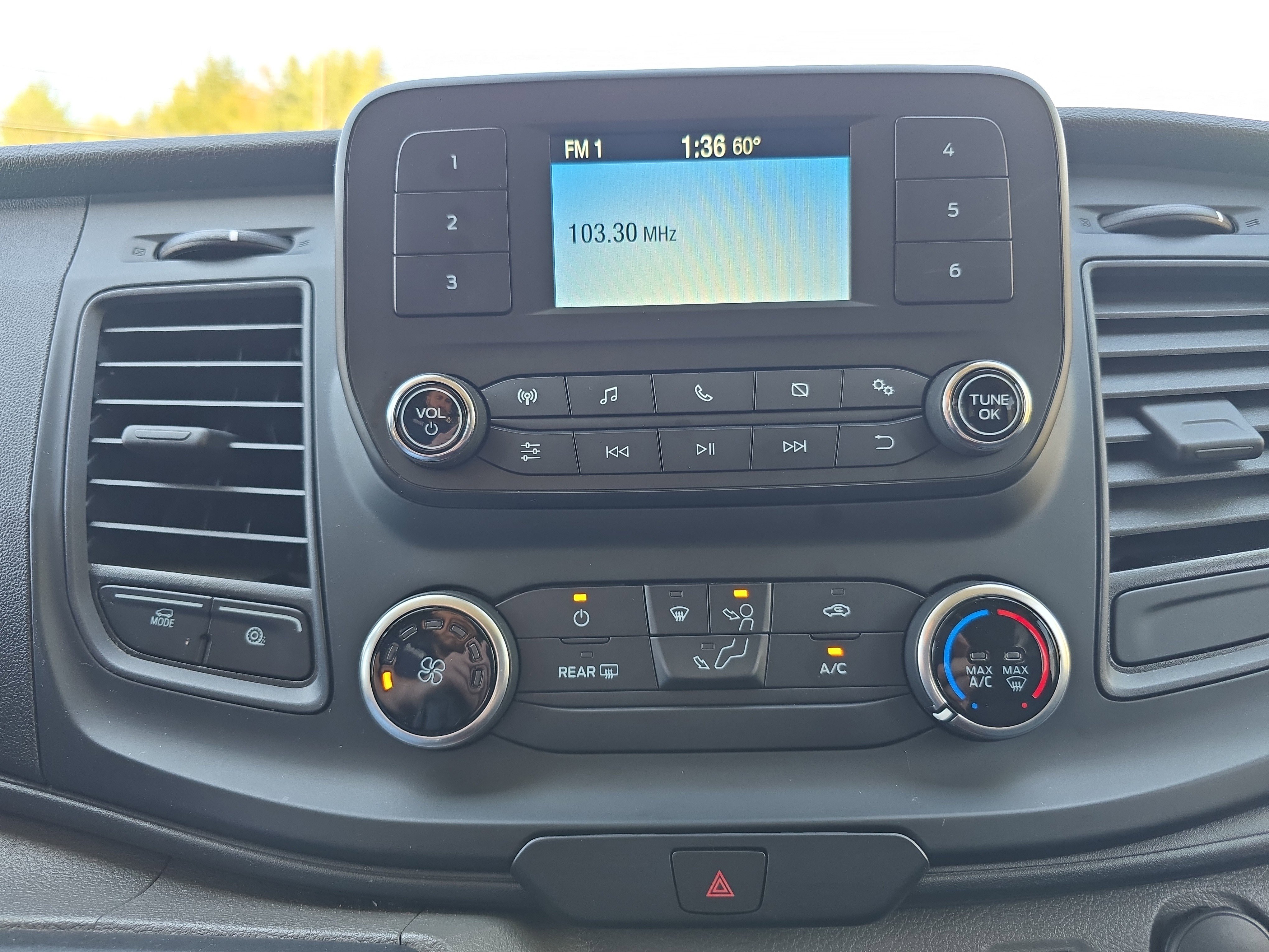 Used 2024 Ford Transit 250 Low Roof w/ Exterior Upgrade Package RWD image 28