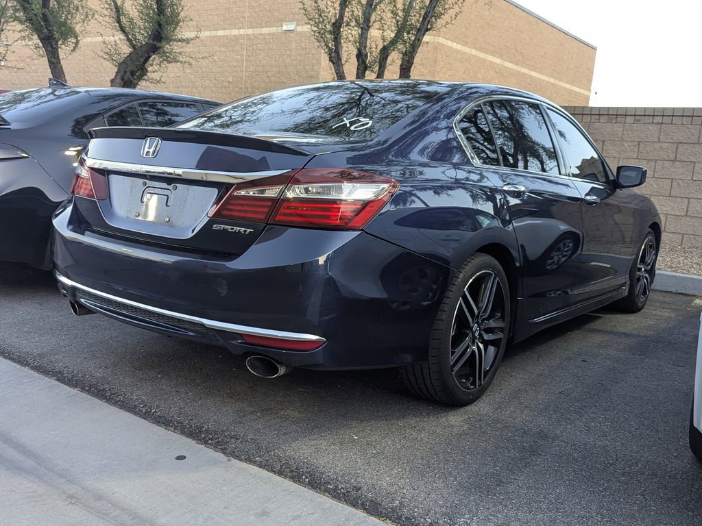 Used 2016 Honda Accord Sport image 4