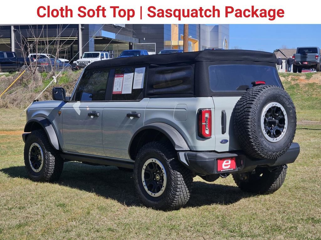 Used 2023 Ford Bronco Badlands w/ Sasquatch Package image 6