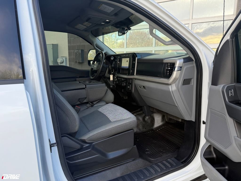 Used 2023 Ford F350 XLT image 21