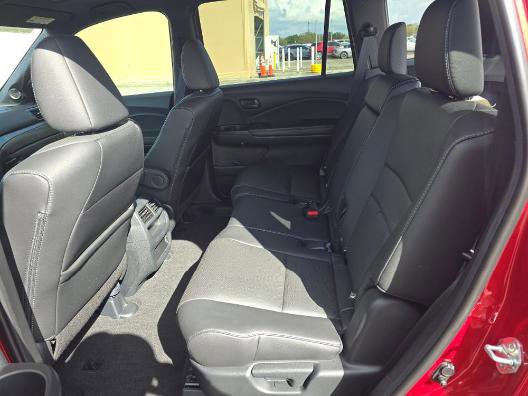 Used 2023 Honda Passport EX-L image 9