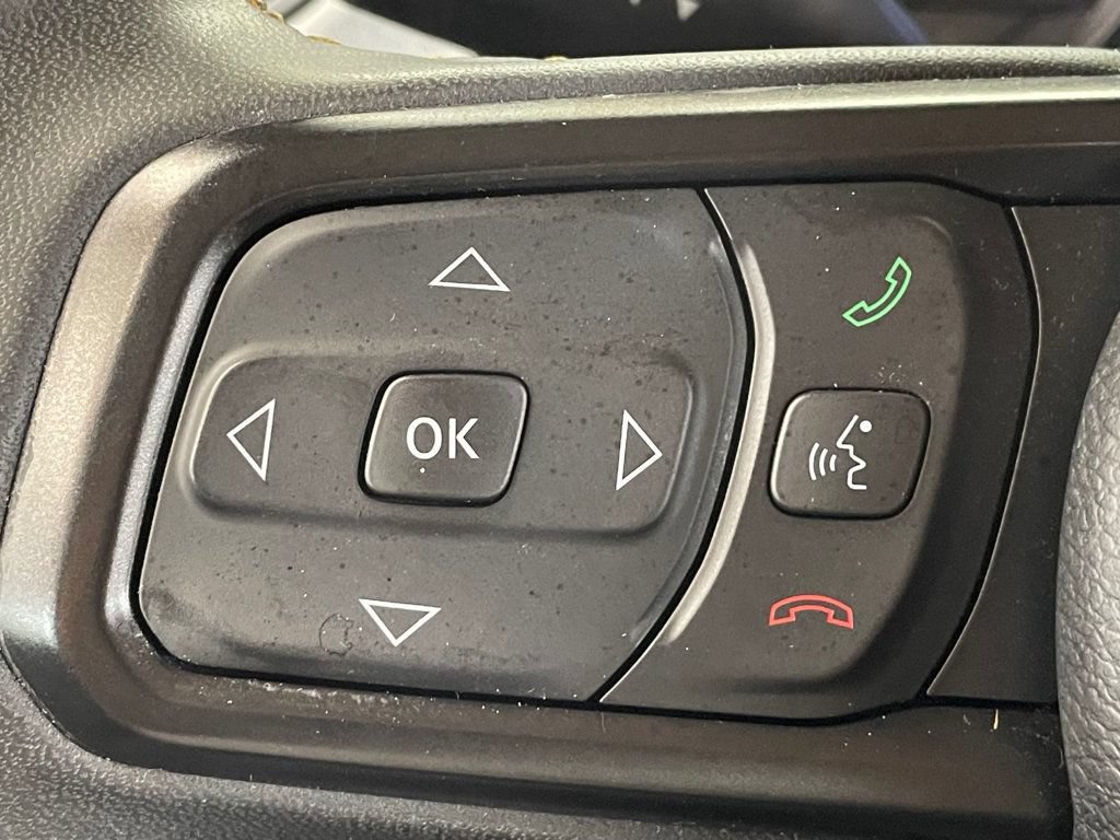 Used 2024 Jeep Wrangler Unlimited AWD/4WD image 22