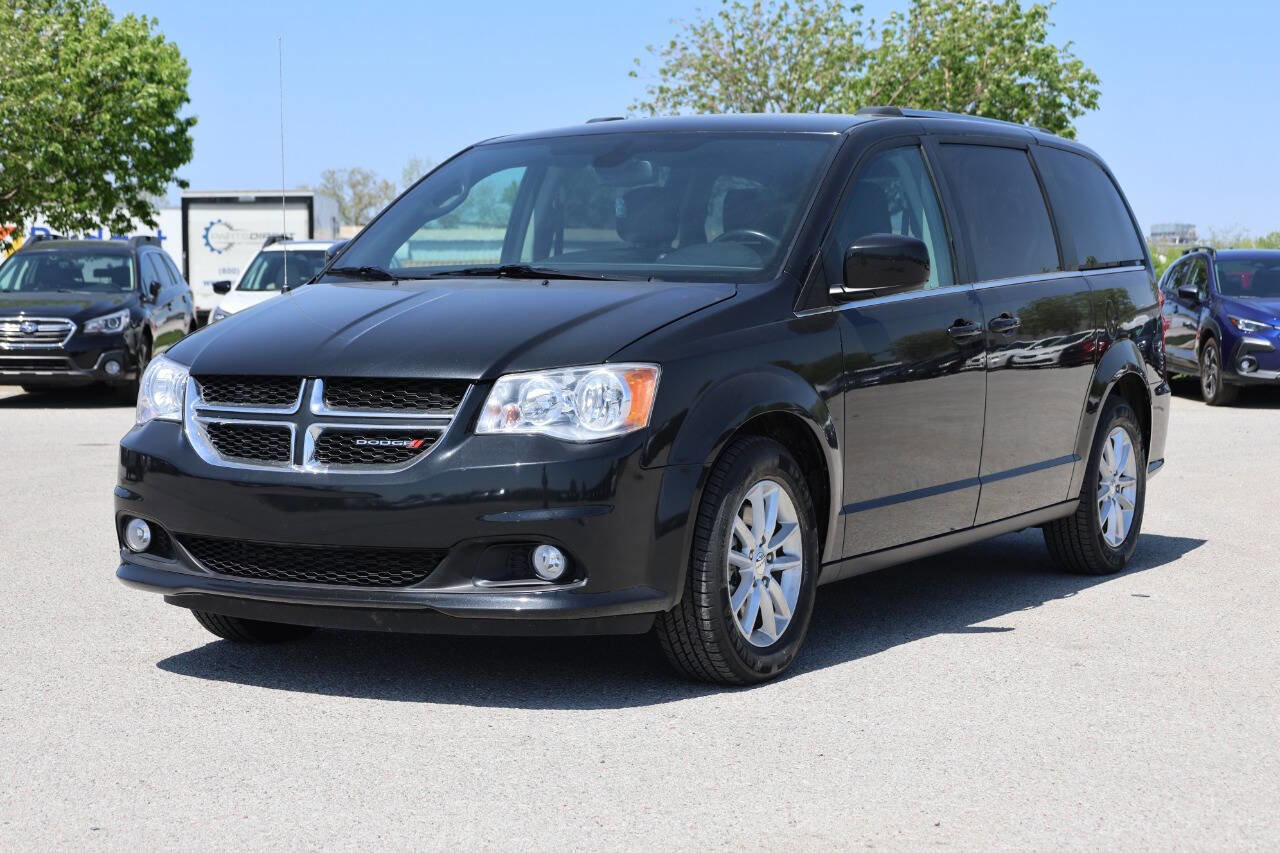 Used 2019 Dodge Grand Caravan SXT FWD image 6