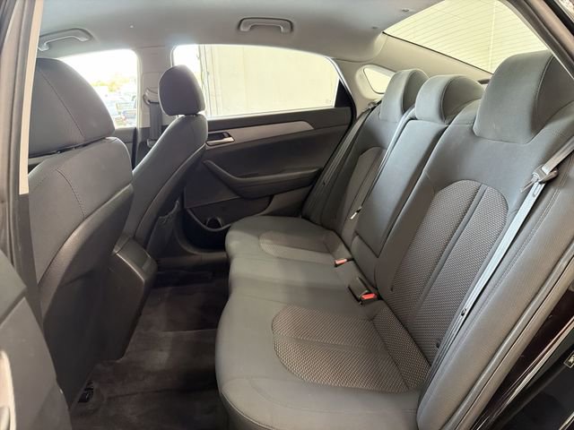 Used 2018 Hyundai Sonata SE FWD image 16