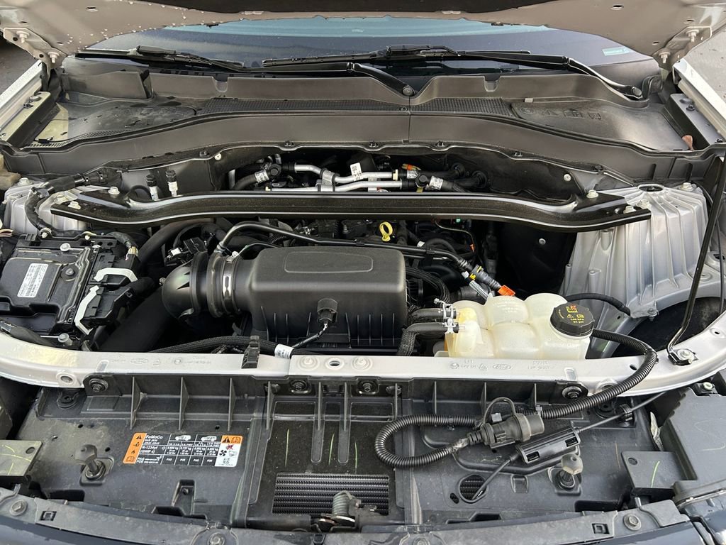 Used 2023 Ford Explorer ST-Line image 29