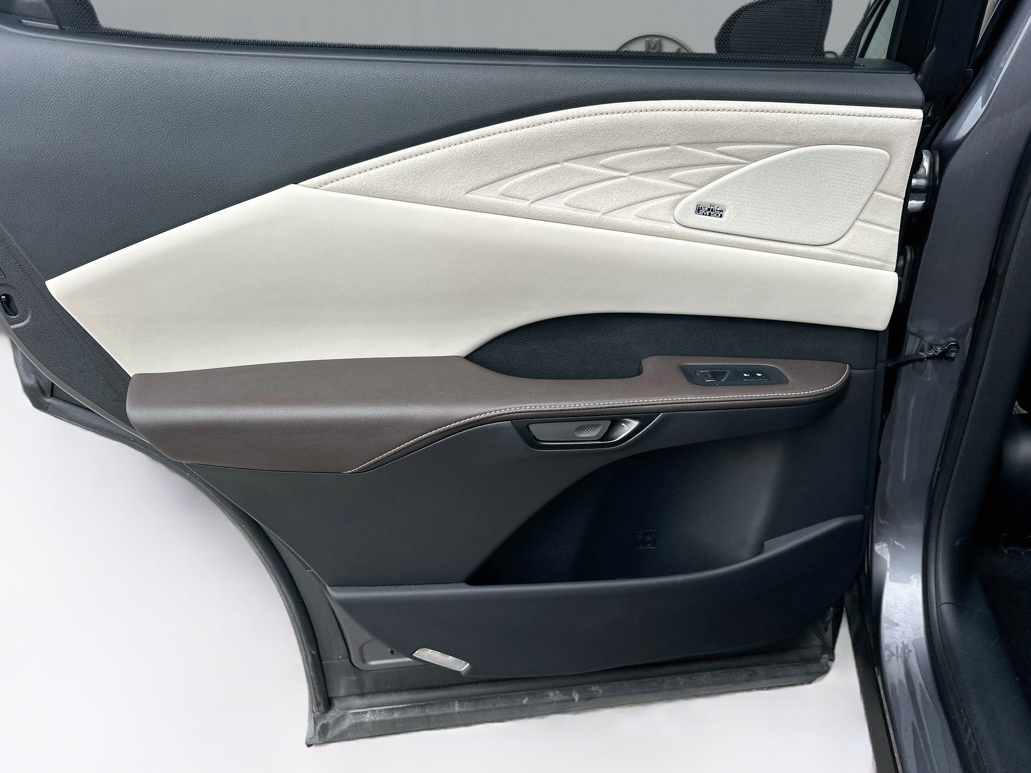 Used 2023 Lexus RX 350 FWD w/ Cold Area Package image 26