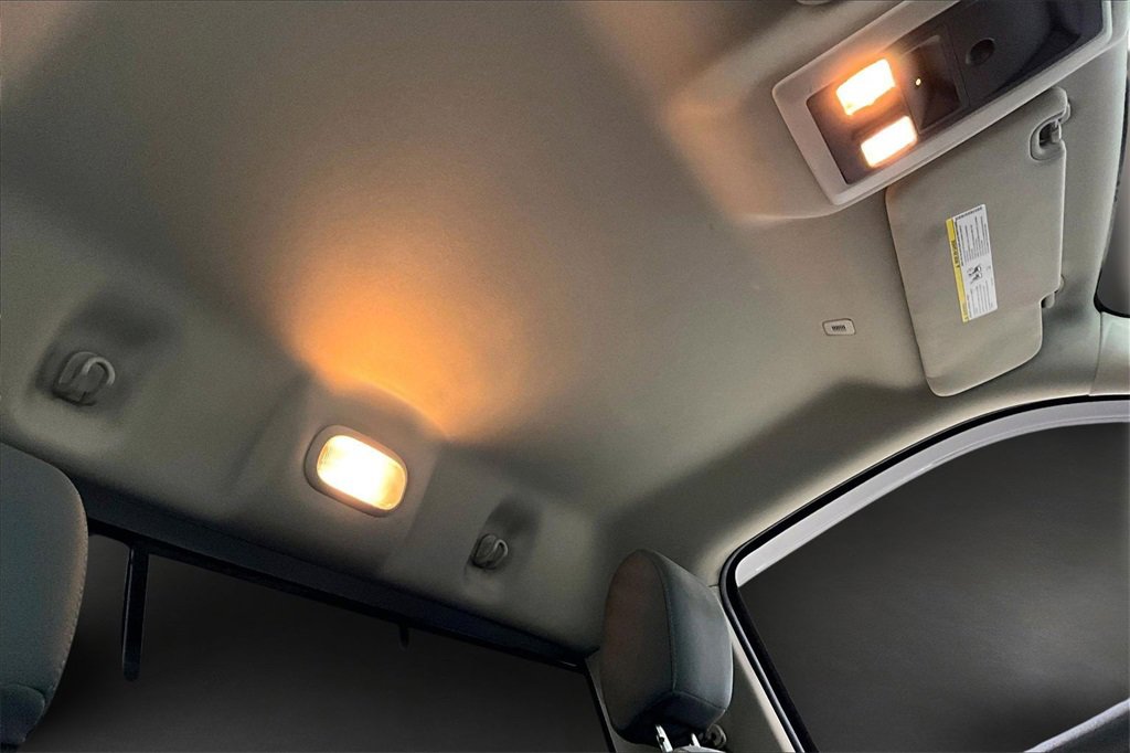 Used 2017 RAM 1500 Classic SLT image 25