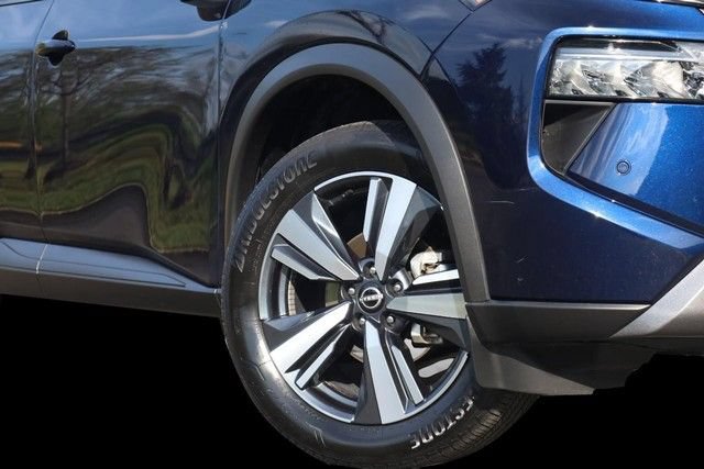 Certified 2024 Nissan Rogue SL AWD/4WD image 3