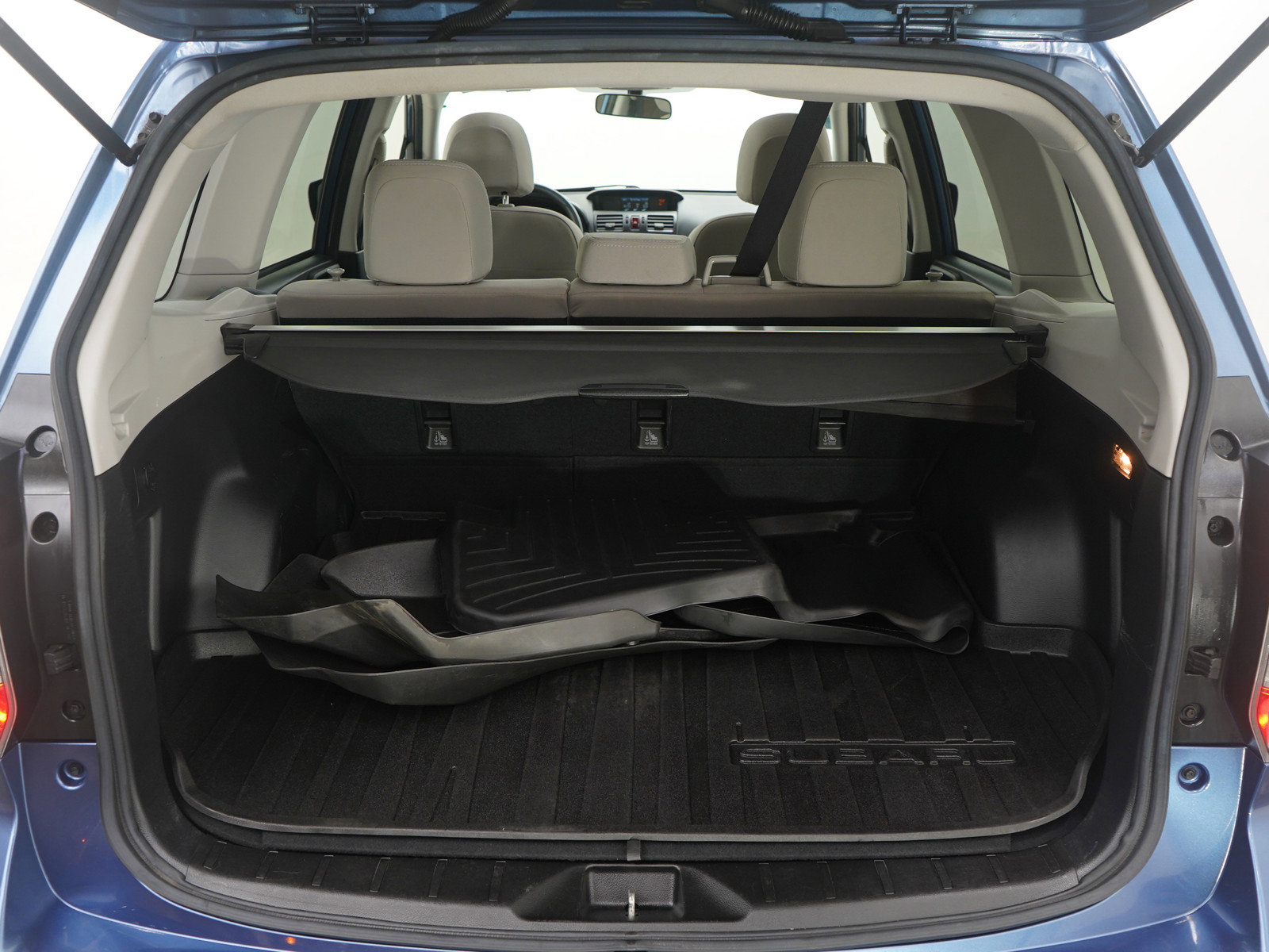 Used 2015 Subaru Forester 2.5i Premium w/ All-Weather Package image 9