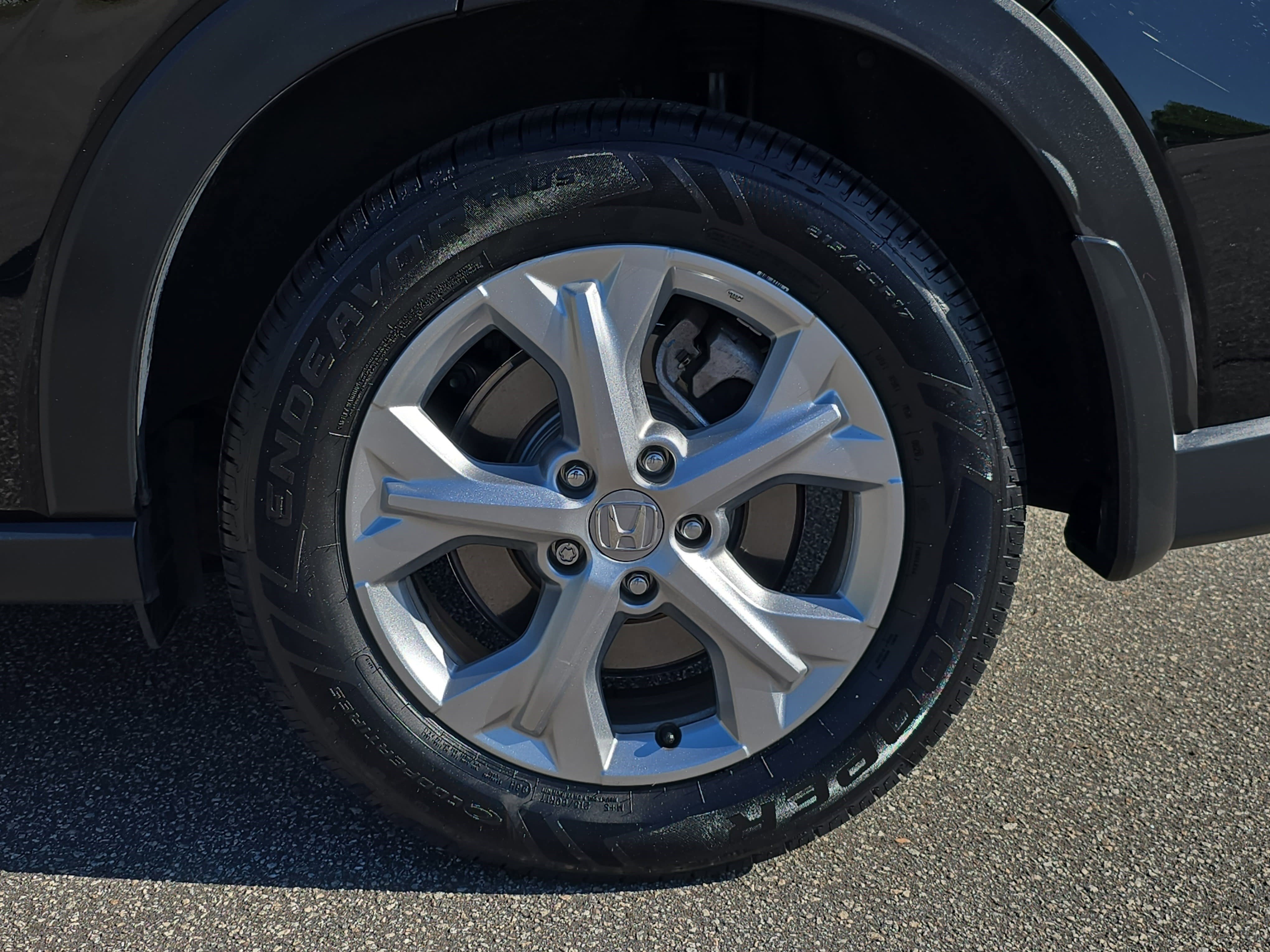 Used 2023 Honda HR-V LX image 33