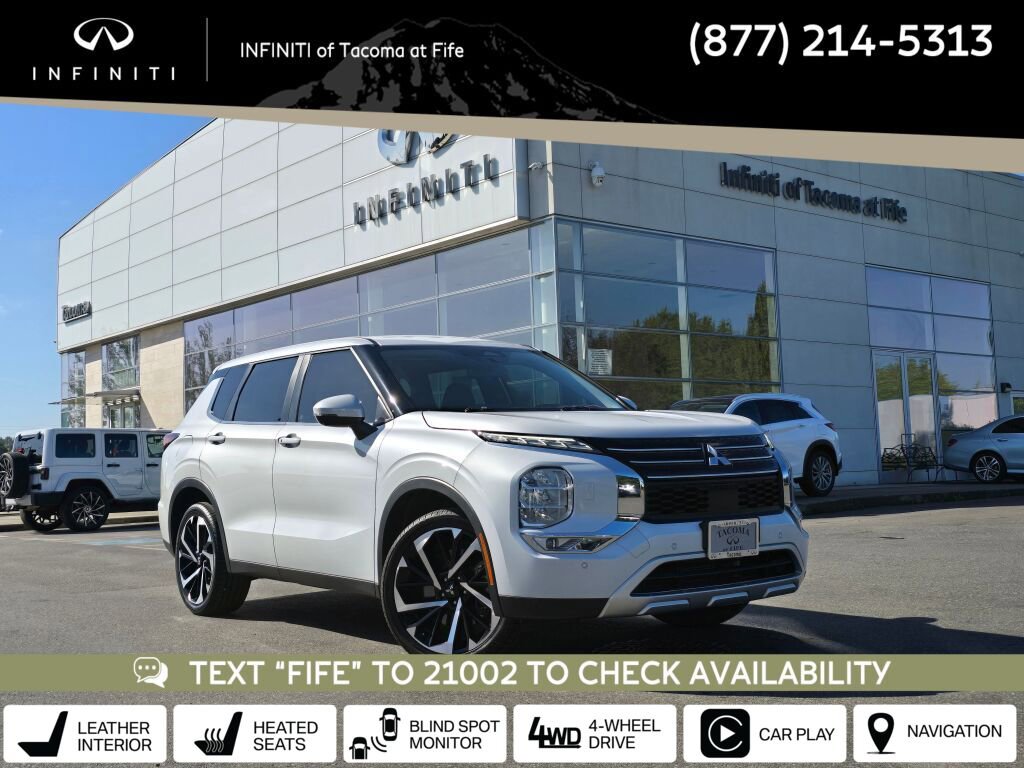Used 2023 Mitsubishi Outlander SE