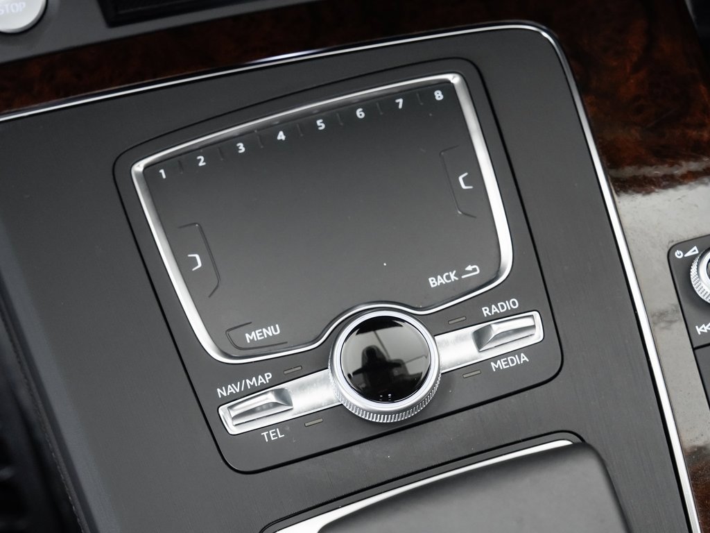 Used 2020 Audi Q5 e Premium Plus image 18