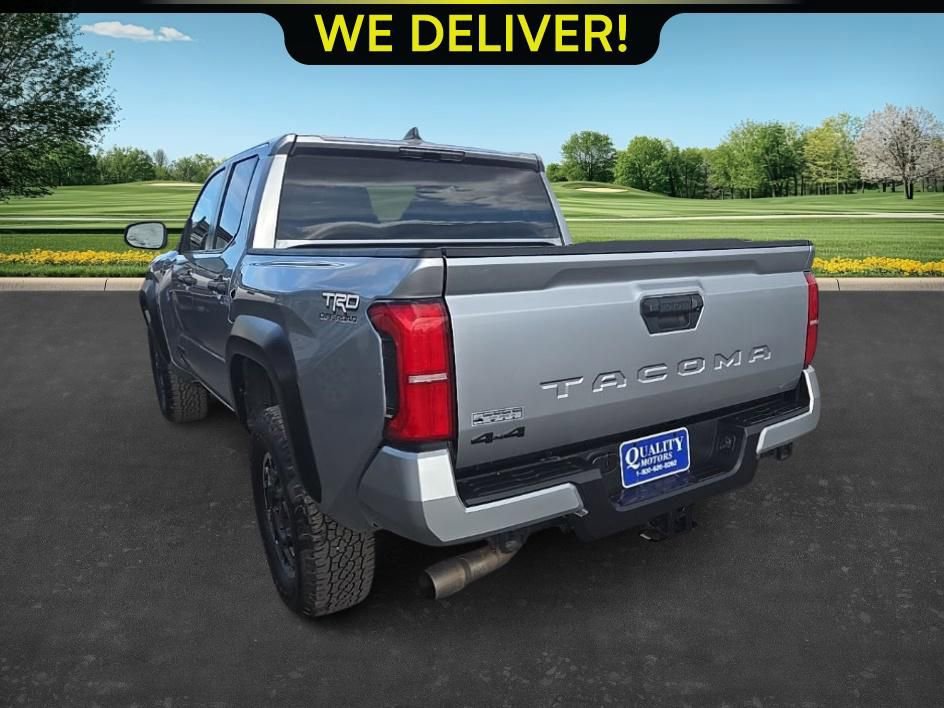 Used 2024 Toyota Tacoma TRD Sport AWD/4WD image 2