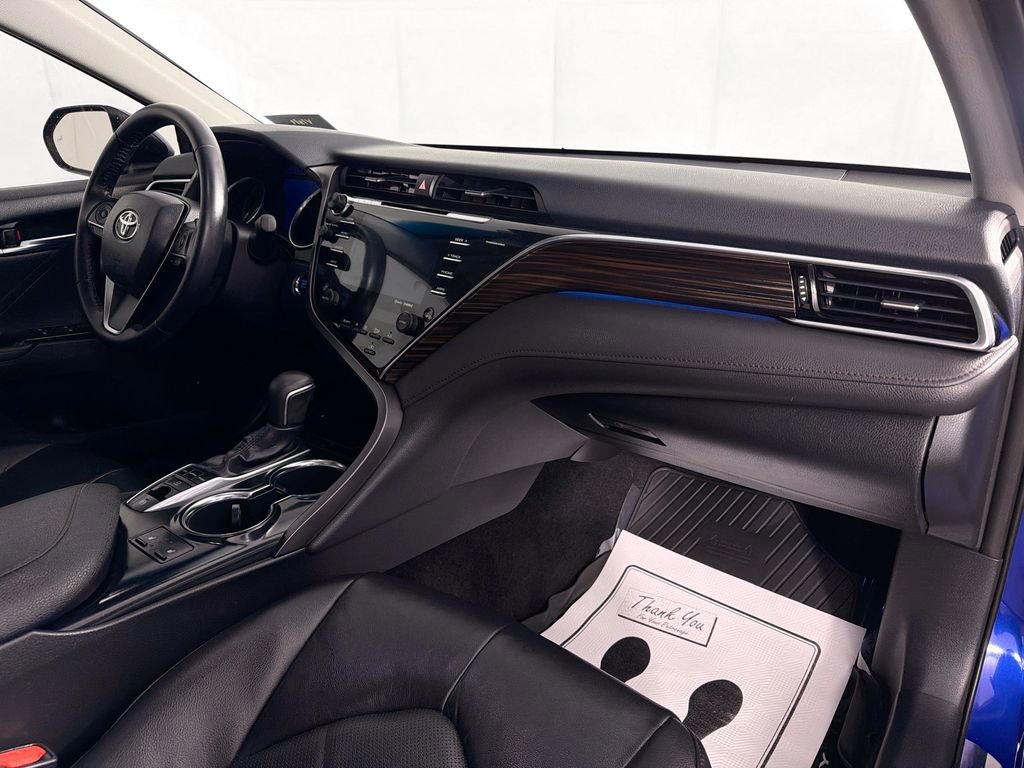 Used 2018 Toyota Camry L image 28