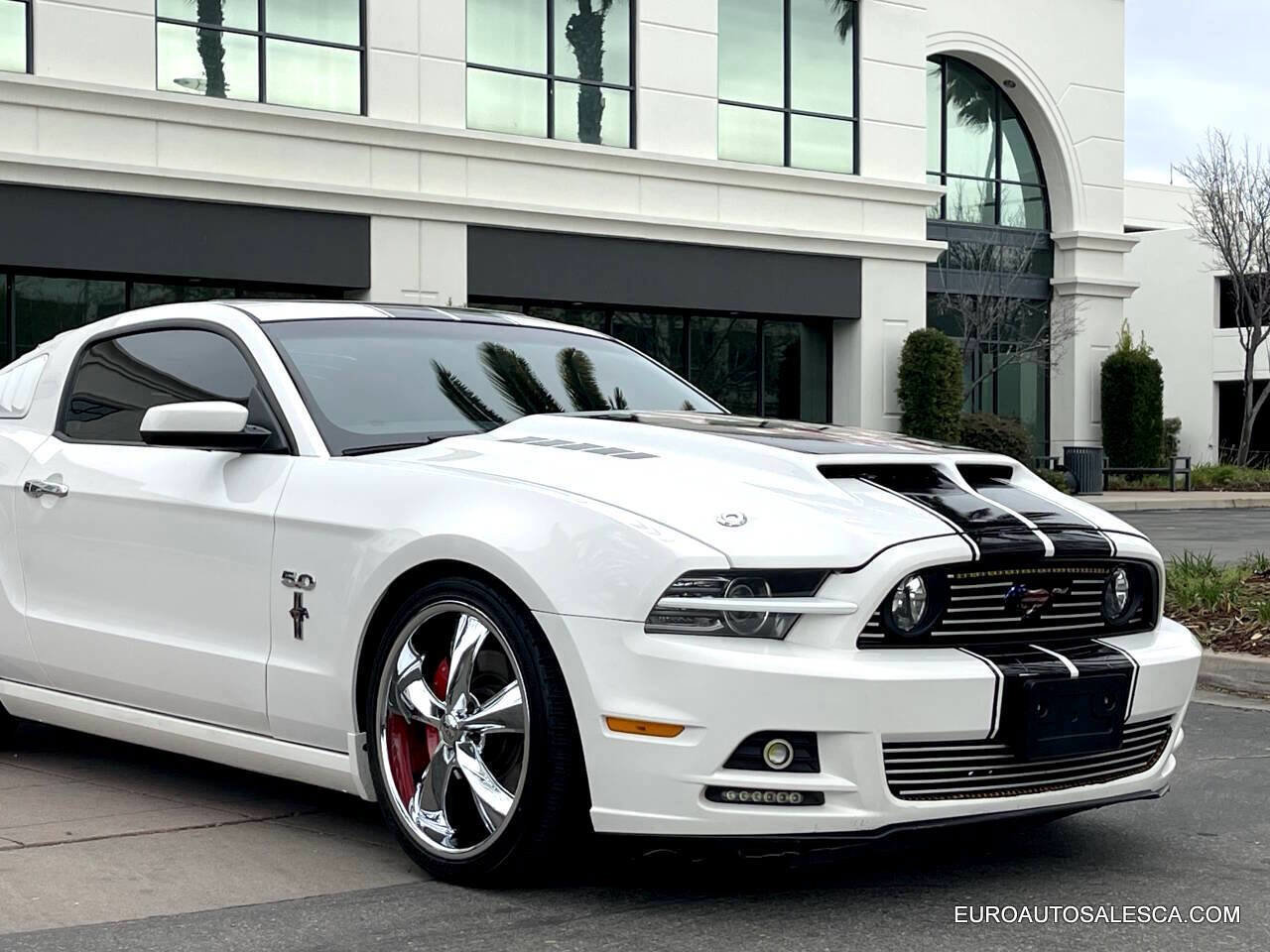 Used 2013 Ford Mustang GT Premium w/ Security Pkg image 12