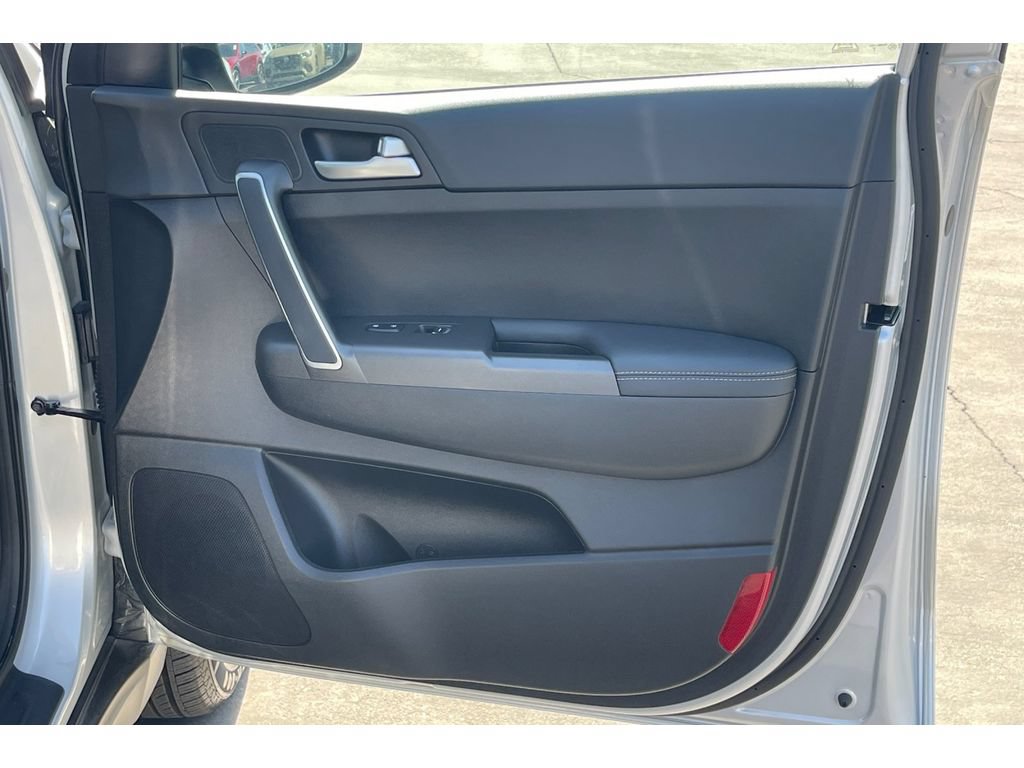 Used 2021 Kia Sportage LX FWD image 20