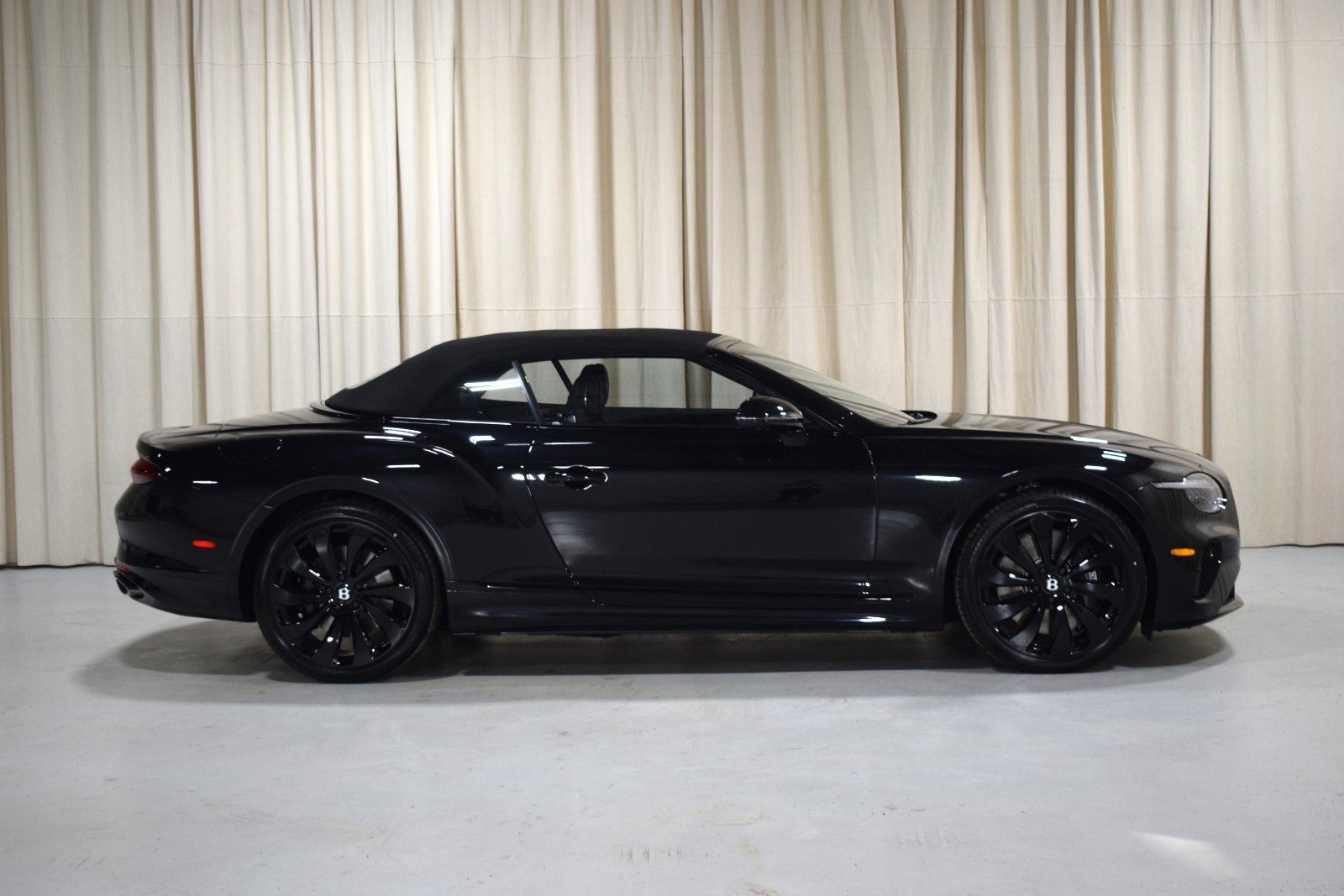 New 2026 Bentley Continental GTC image 5