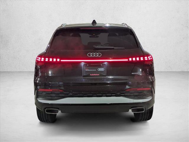 Certified 2025 Audi Q5 Premium w/ Convenience Package image 8