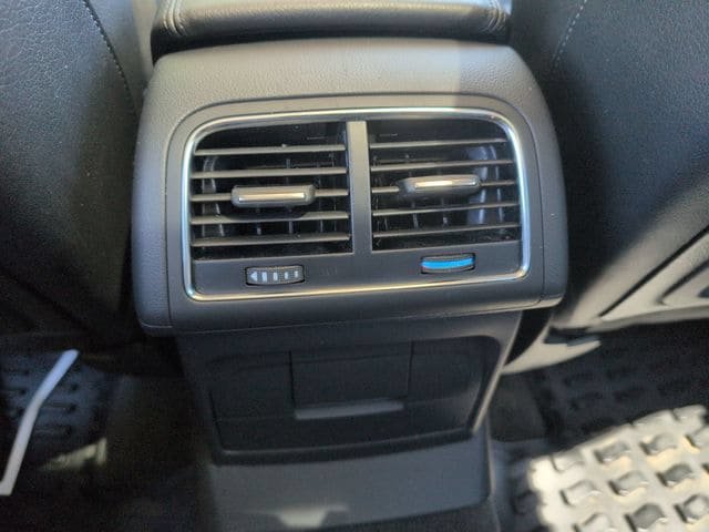 Used 2011 Audi Q5 2.0T Premium AWD/4WD image 16