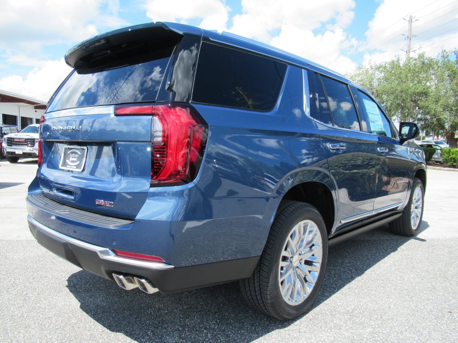 New 2026 GMC Yukon Denali w/ Sun & Power Step Package RWD image 7