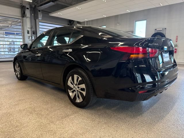 Used 2023 Nissan Altima 2.5 S FWD image 8