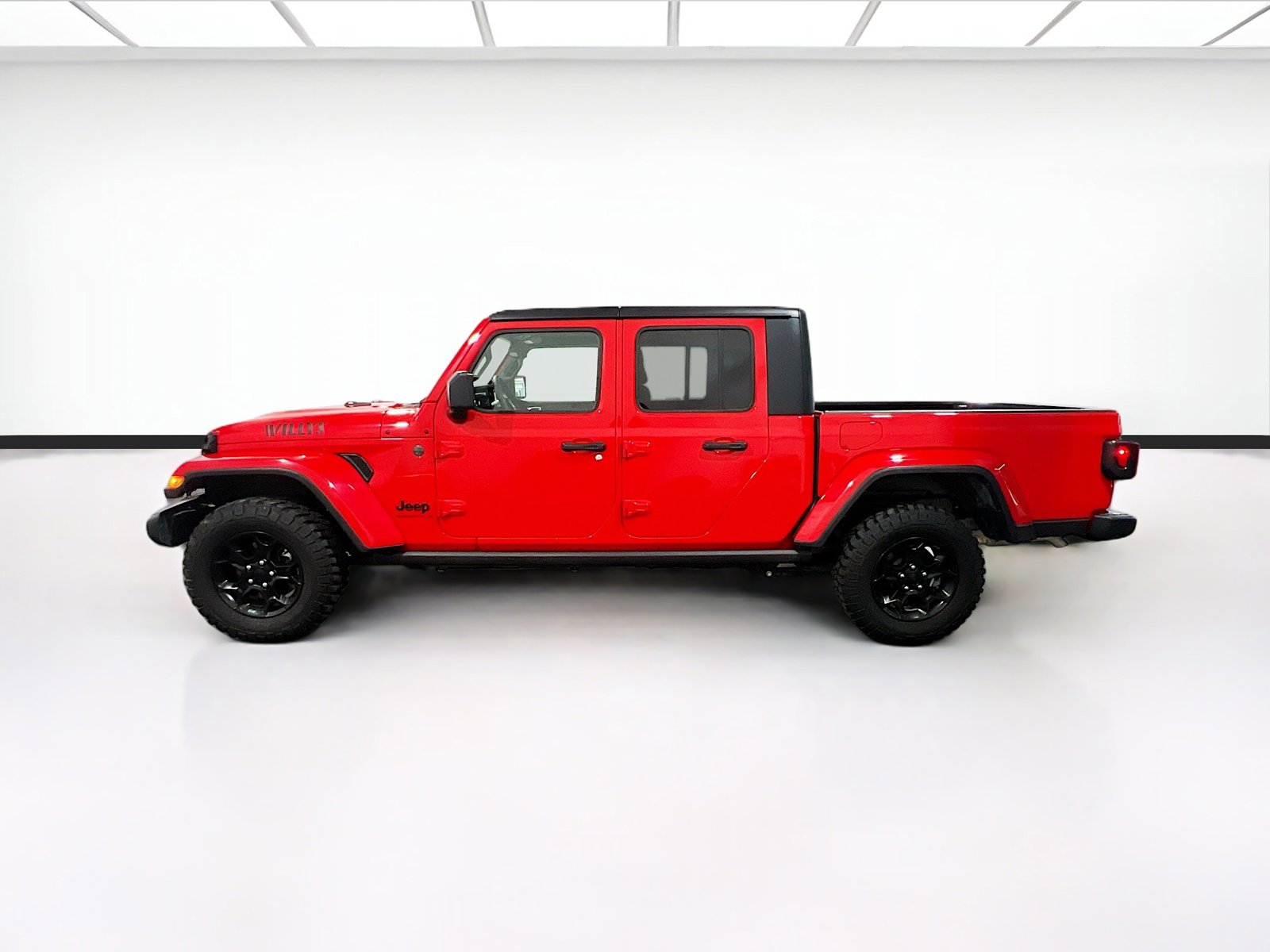 Used 2023 Jeep Gladiator Willys image 22
