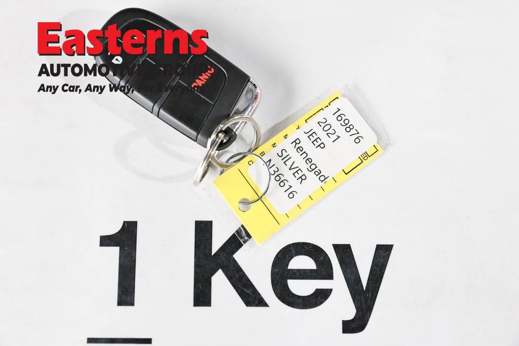 Used 2021 Jeep Renegade Sport image 25