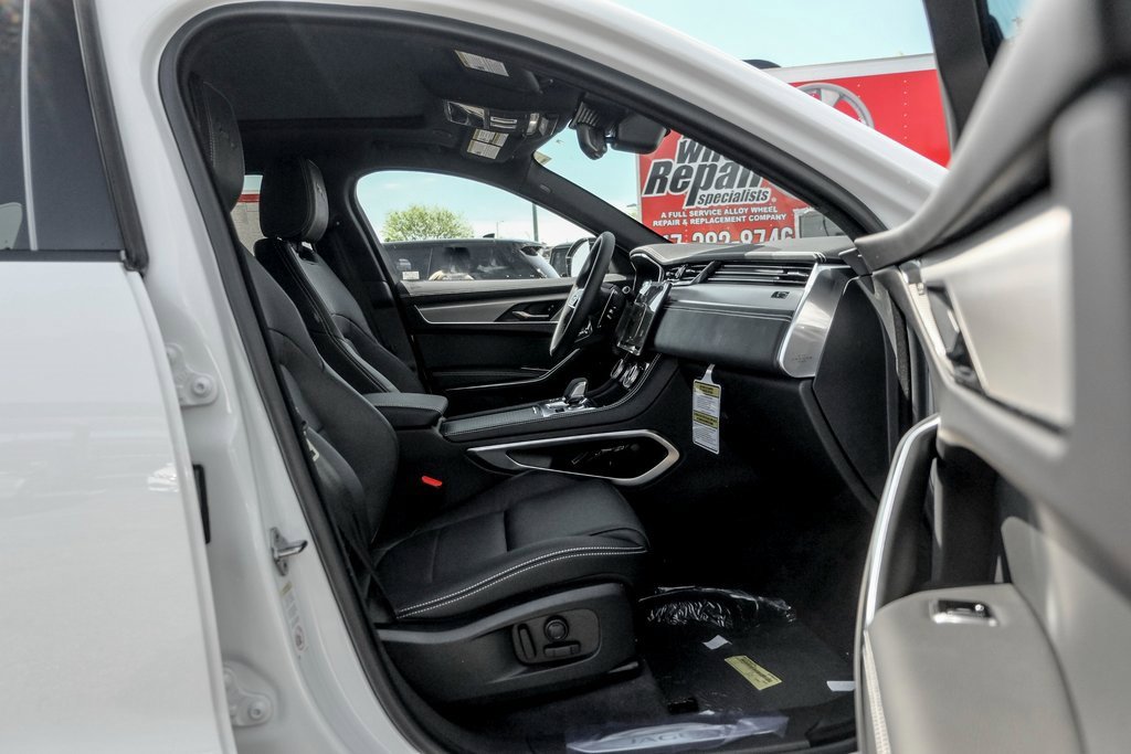 Used 2025 Jaguar F-PACE R-Dynamic S image 20