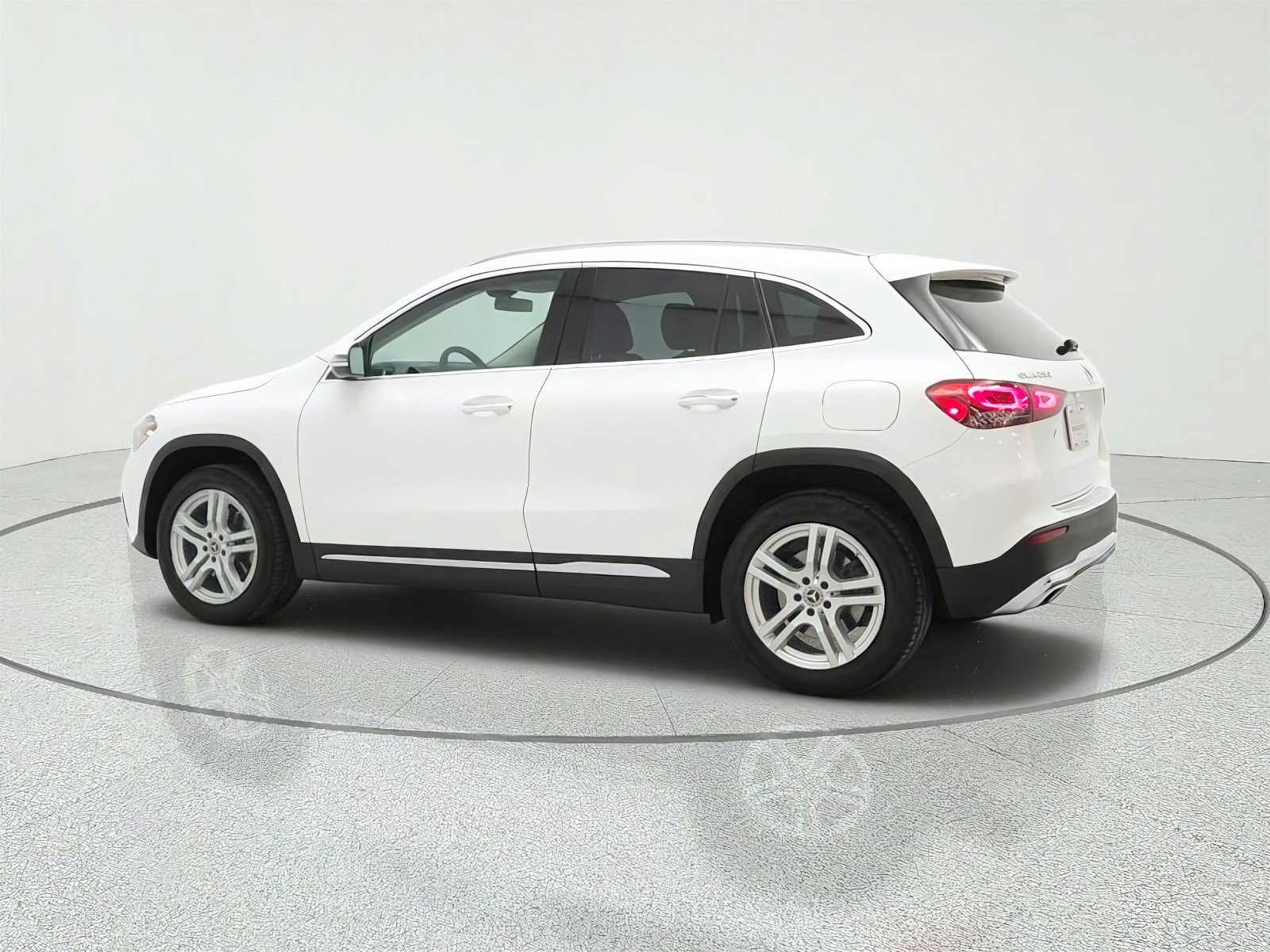 Used 2021 Mercedes-Benz GLA 250 image 7