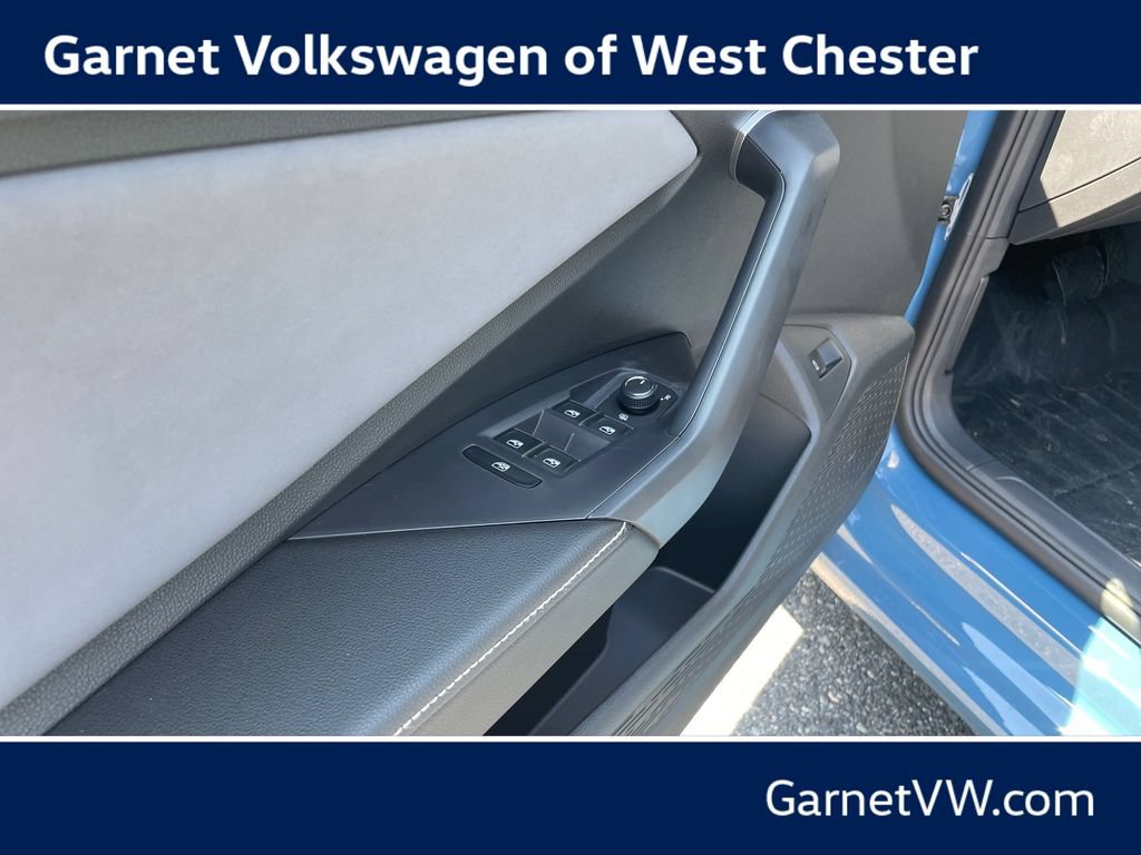 New 2026 Volkswagen Jetta SE FWD image 11