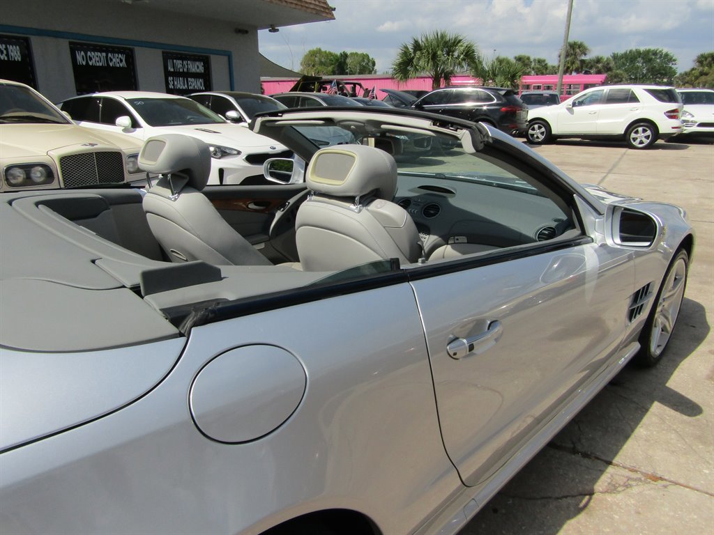 Used 2012 Mercedes-Benz SL 550 w/ SL Wheel Pkg image 16