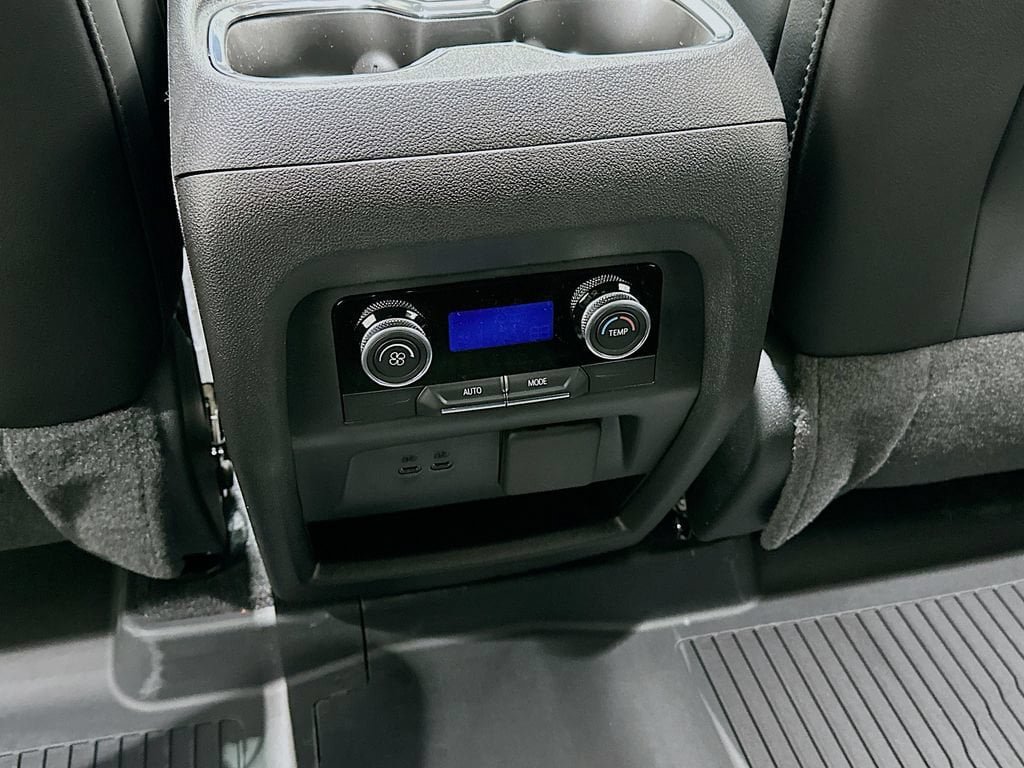 New 2026 Buick Enclave Sport Touring w/ Power Package FWD image 29
