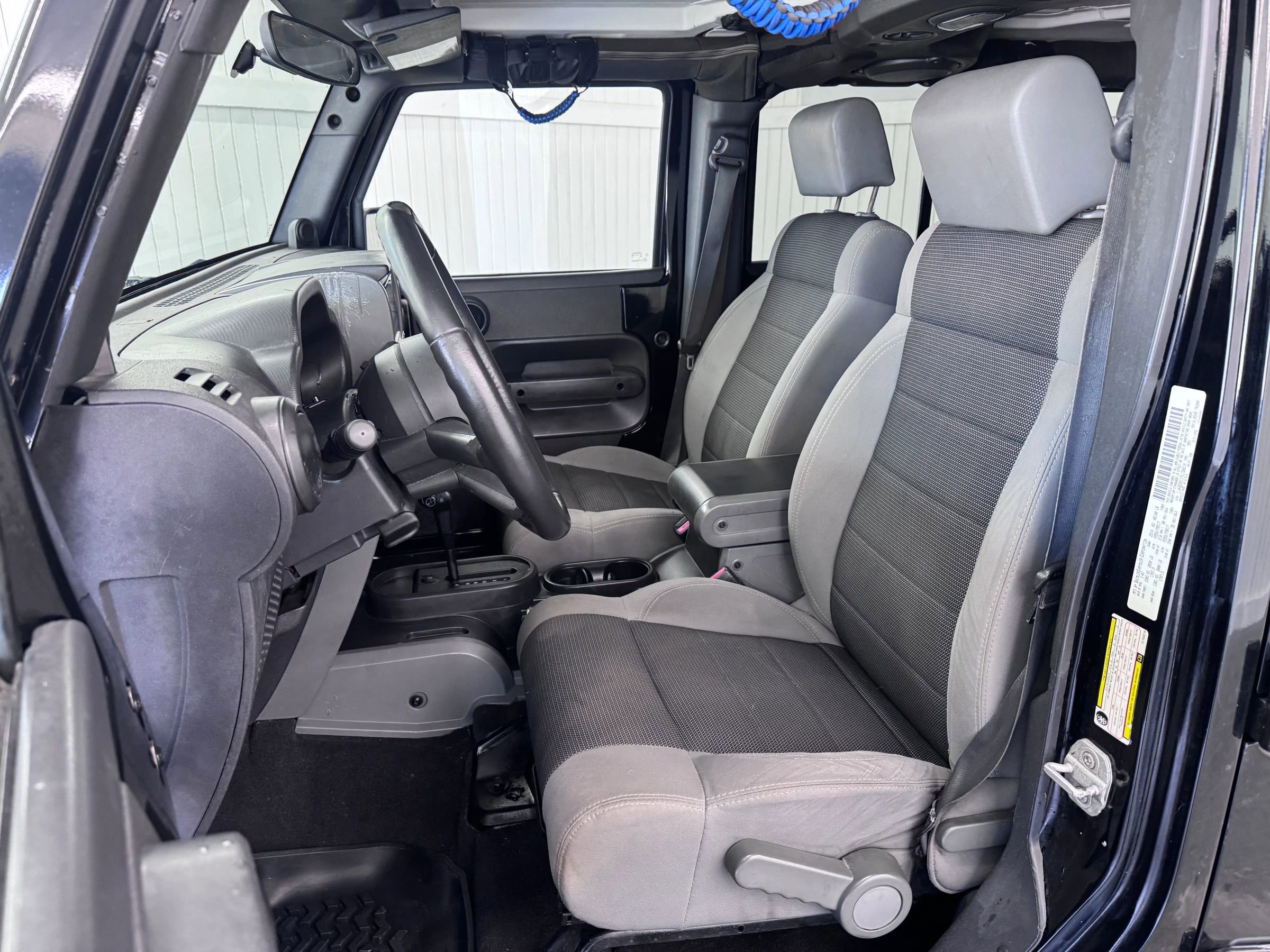 Used 2007 Jeep Wrangler Unlimited X image 9