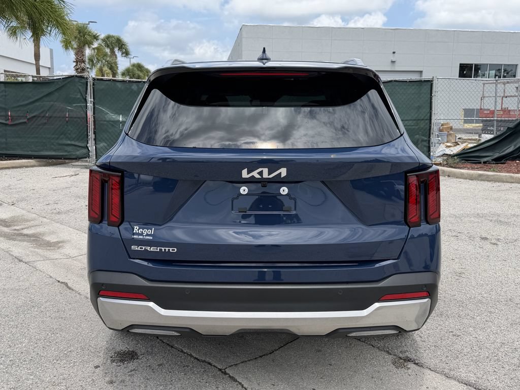 New 2026 Kia Sorento S FWD image 5