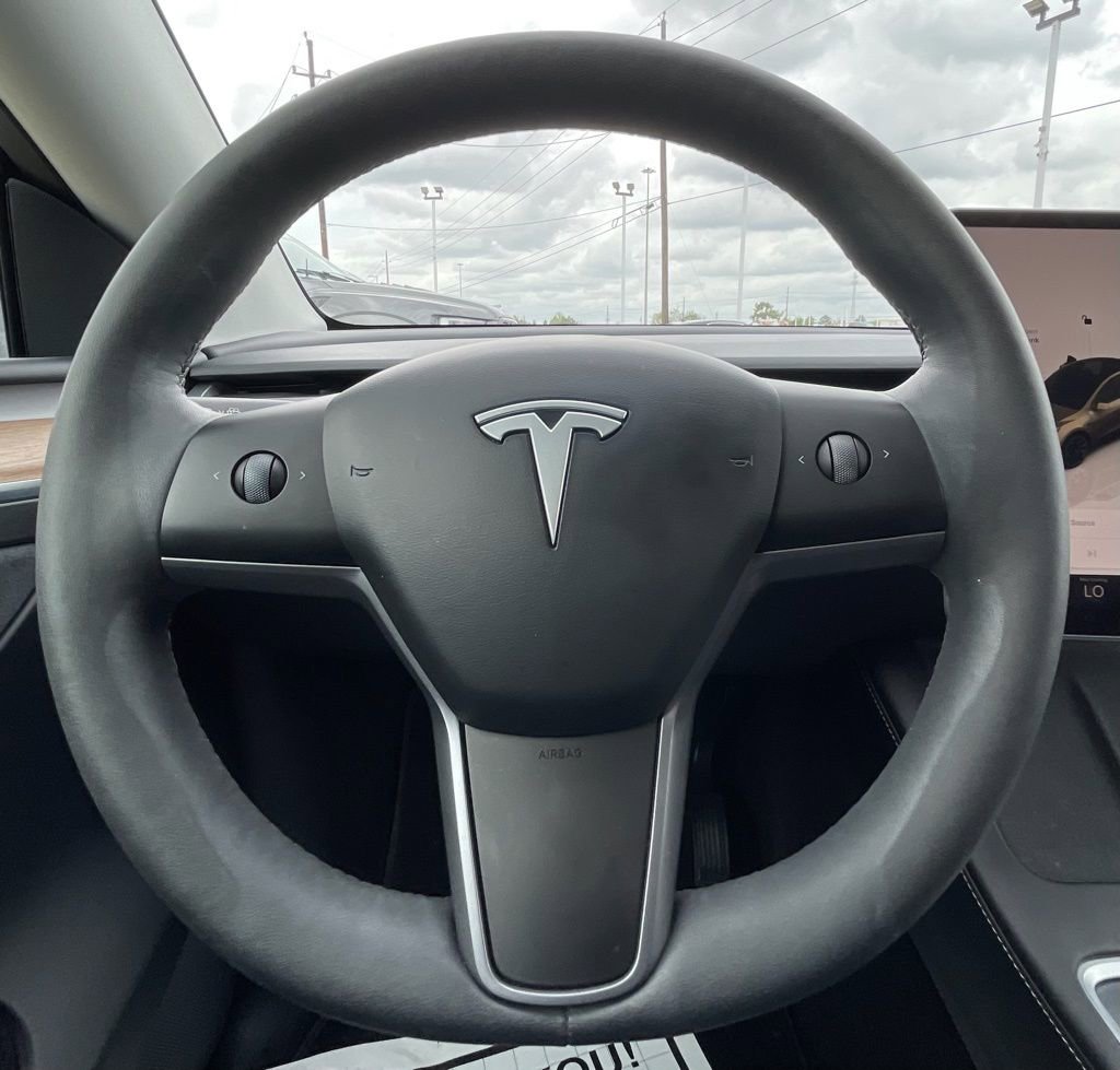 Used 2024 Tesla Model Y Long Range image 22